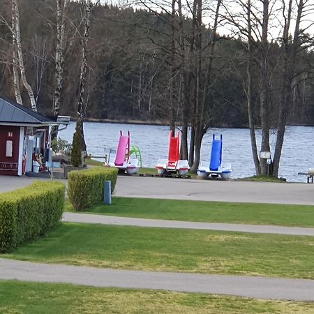 Hela Boendet Uthyres Överlida Kültér fotó