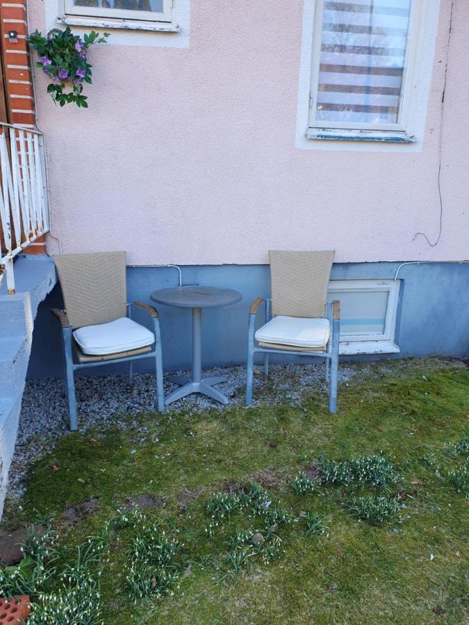Hela Boendet Uthyres Överlida Kültér fotó