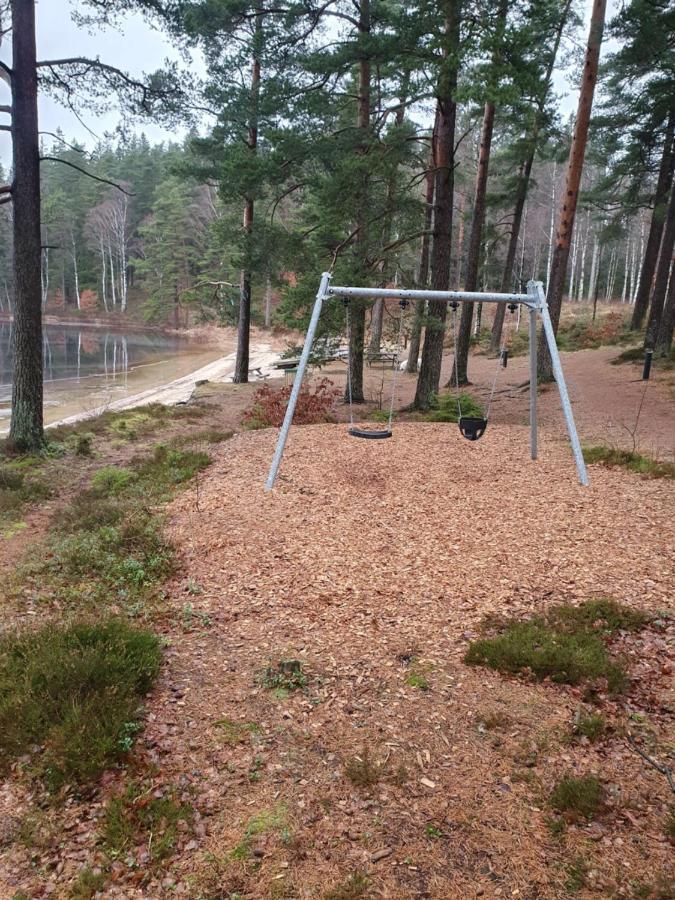 Hela Boendet Uthyres Överlida Kültér fotó