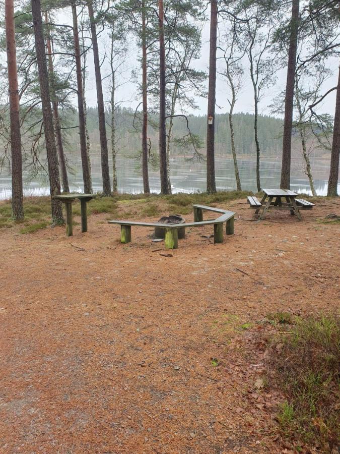 Hela Boendet Uthyres Överlida Kültér fotó